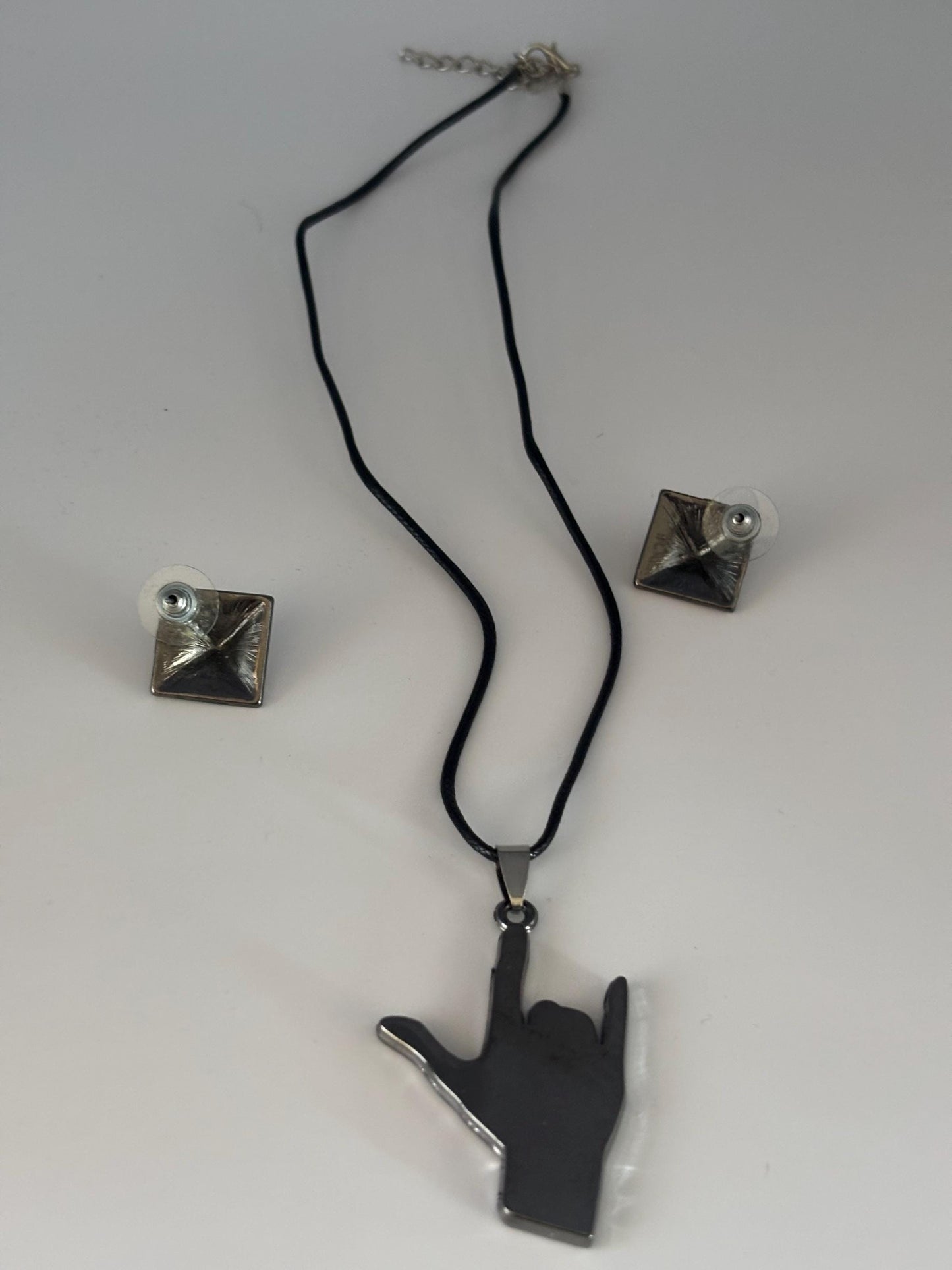 Vintage Necklace and Earrings Set Lover Antiques and Vintage