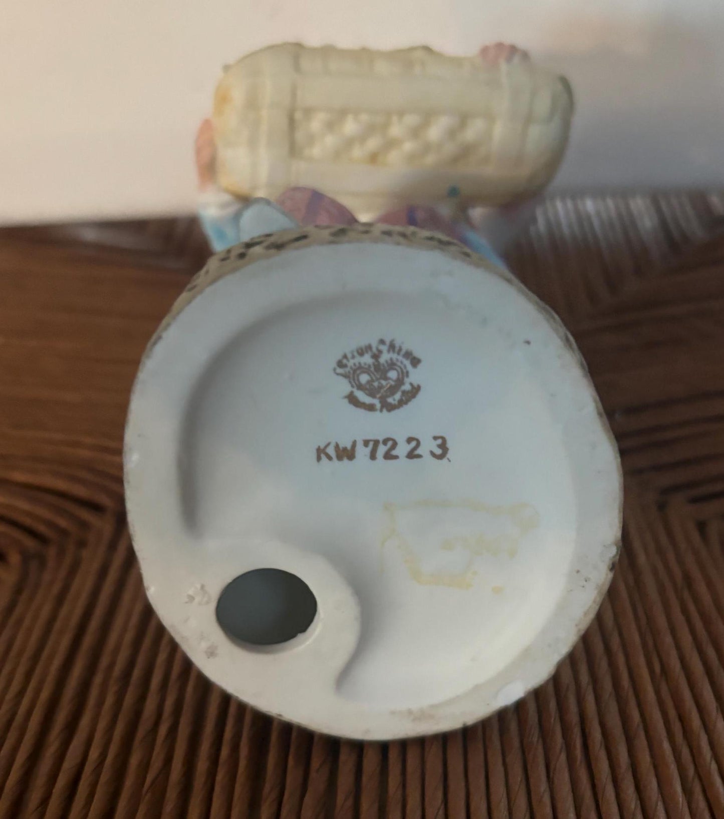 Vintage Lefton Boy Selling Flowers Hand Painted Porcelain Figurines Japanese KW7223 Lover Antiques and Vintage