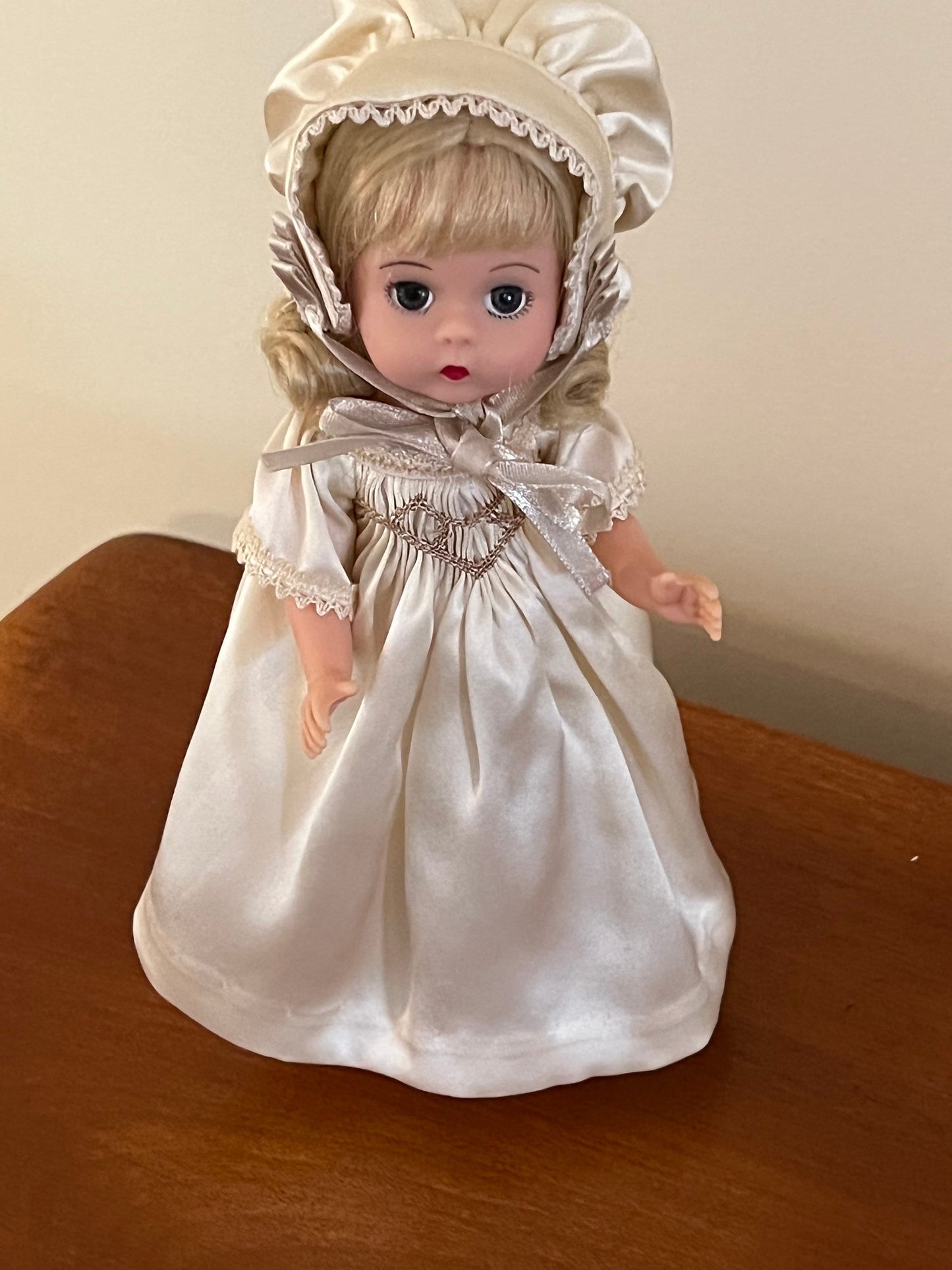 Madame Alexander Now I Lay Me Down to Sleep Doll #28380 8” tall includes the original box Dolls Lover Antiques and Vintage