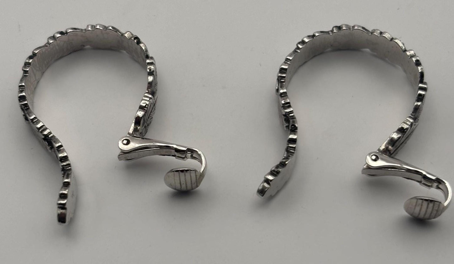 Vintage Avon Silver Clip On Earrings Lover Antiques and Vintage