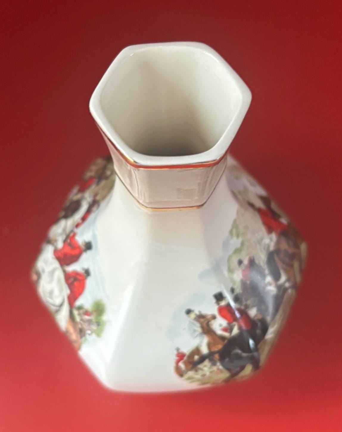 Royal Worcester Palissy Vase, Feauring Hunting Scenes Pattern, Hand Painted Porcelain, Lover Antiques and Vintage
