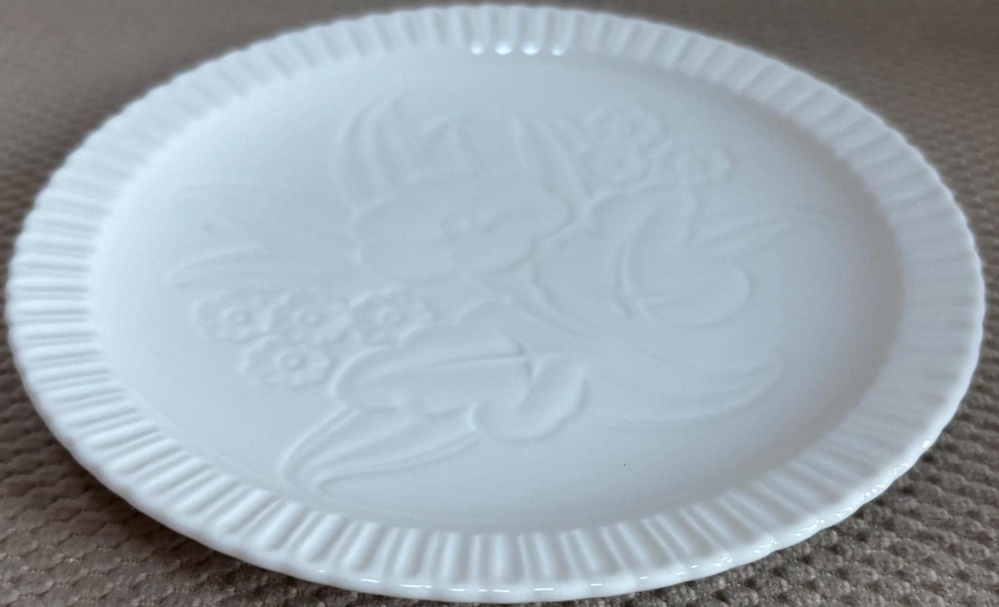 Vintage Shelledge White Dessert Plate with Narrow Flutes Edging Syracuse China Lover Antiques and Vintage