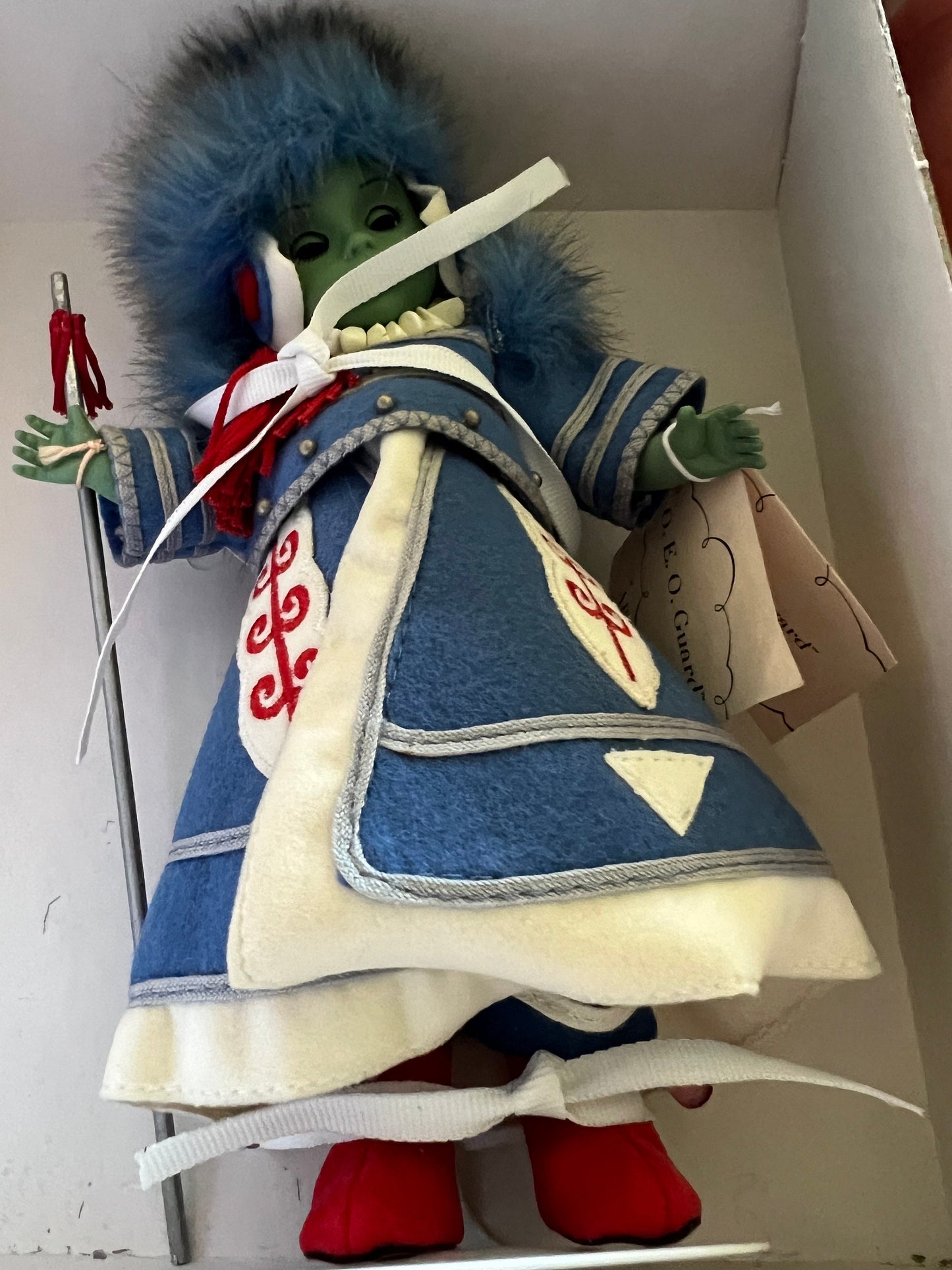 Vintage Madame Alexander OEO Guard Doll: Wizard of Oz Collection, 8"