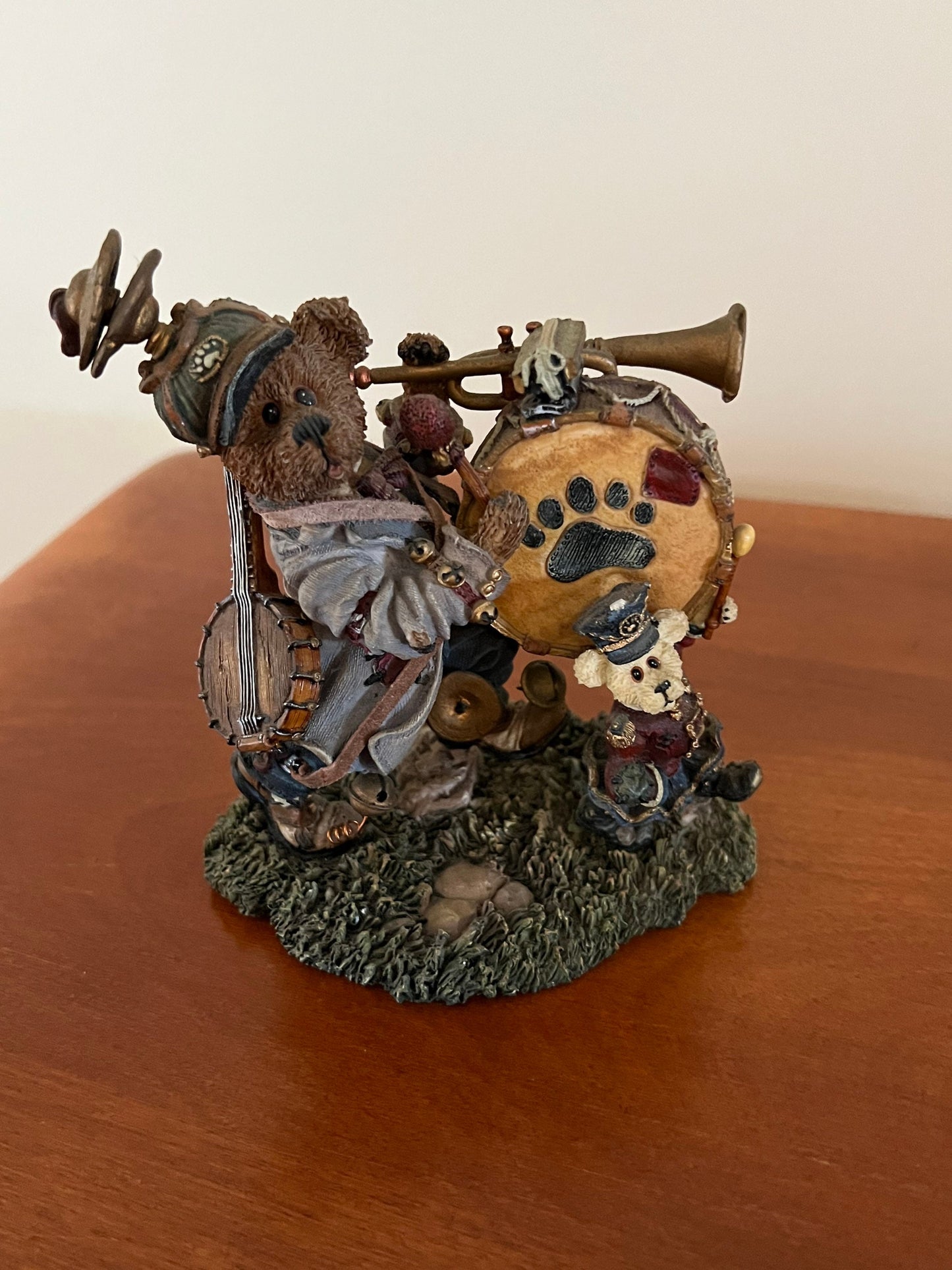 The Boyds Bear Collection Jonathan C. Tootenwhistle with Marjorie Marchalong One Bear Band 1995