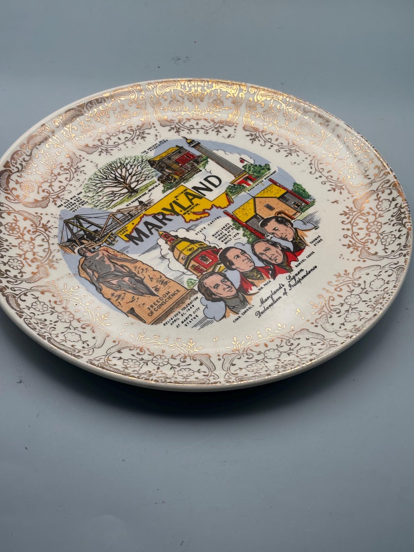 Mid Century Maryland Souvenir Collector Plate, Landmarks Figures, Lover Antiques and Vintage