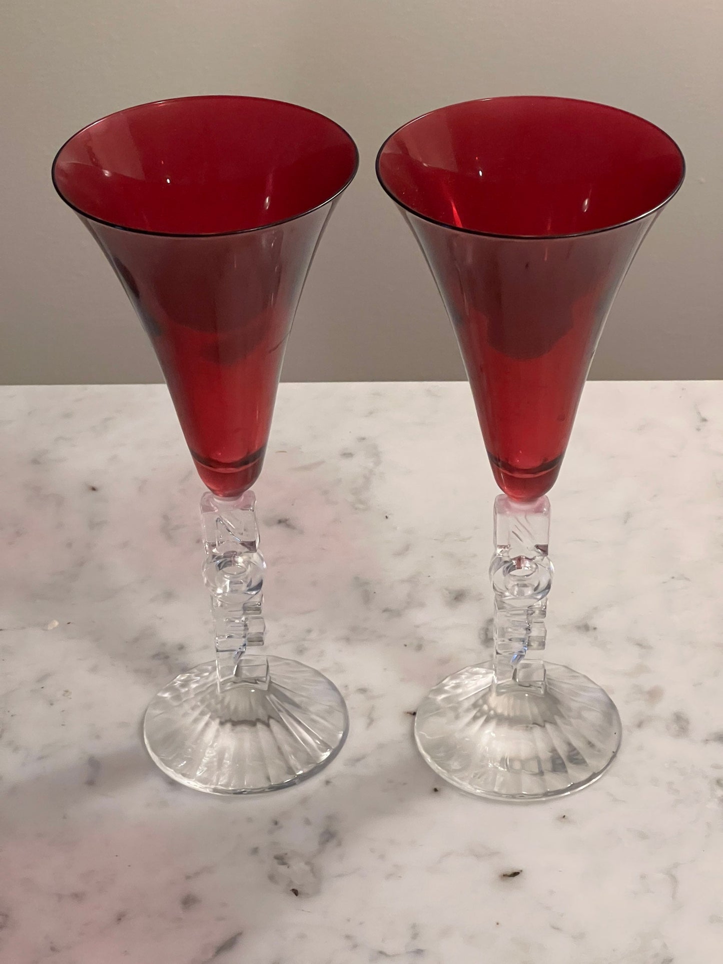 Set of 2 Cristal D’Arques Red Crystal Noel All Purpose Flutes 9.5”, Lover Antiques and Vintage