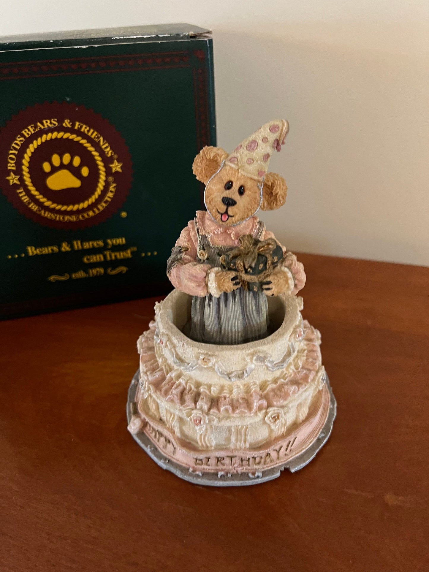 The Boyds Collection Gypsy Rose Surprise!! No. 228332 1993 In very good condition