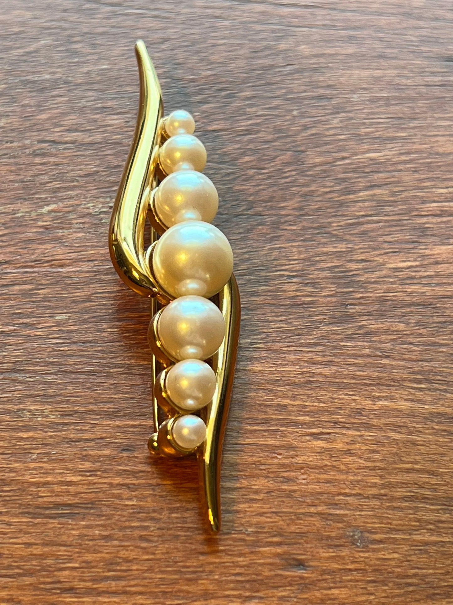 Vintage Monet Gold tone swirl with faux pearls mid century modern pin brooch brooches