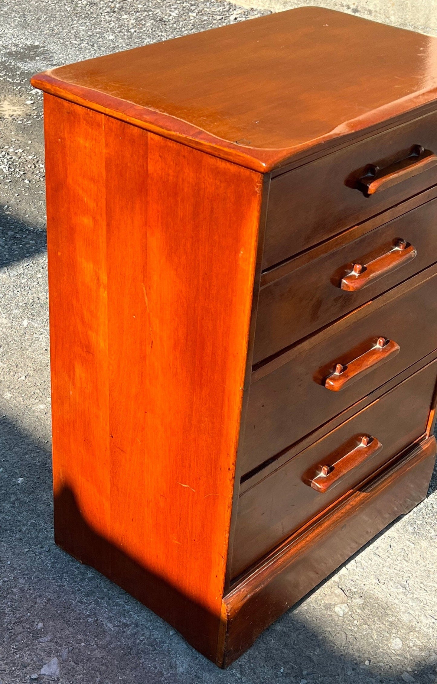 Vintage Cushman Colonial Creations 4 drawer chest No. 3-145 petite dresser