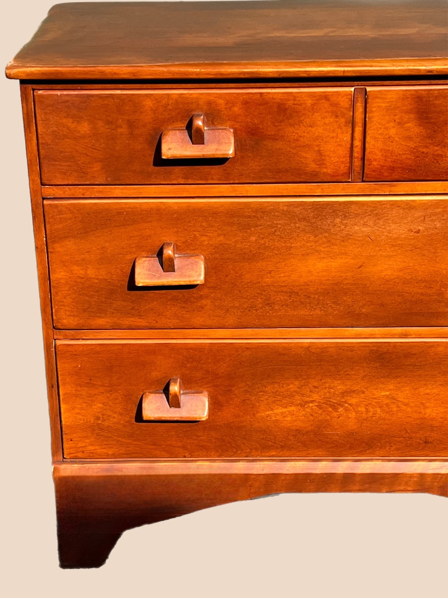 Cushman Colonial Creations Priscilla Alden Dresser No. 3053 Chest 3 drawers