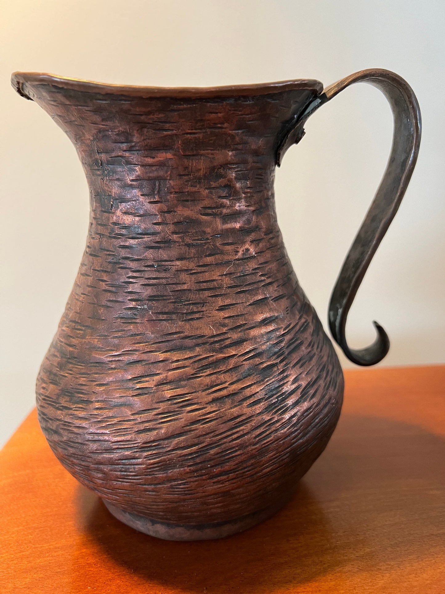 Antique Hammered Copper Pitcher Pot Primitive Arts and Crafts Art Lover Antiques and Vintage