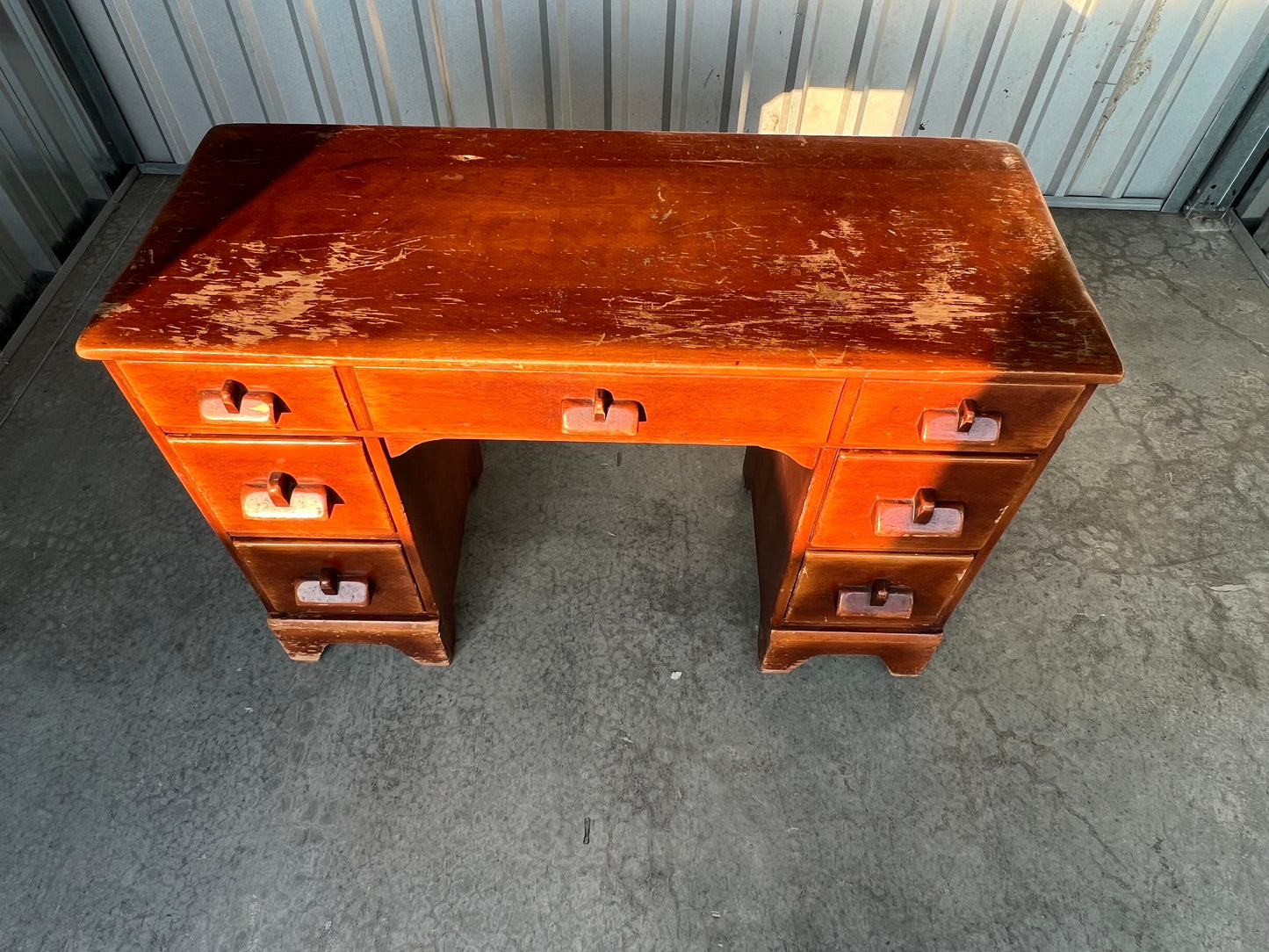 Cushman Colonial Creations Priscilla Alden Vanity No. 3051 Herman de Vries Rustic Table Small Table with Drawers Lover Antiques & Vintage