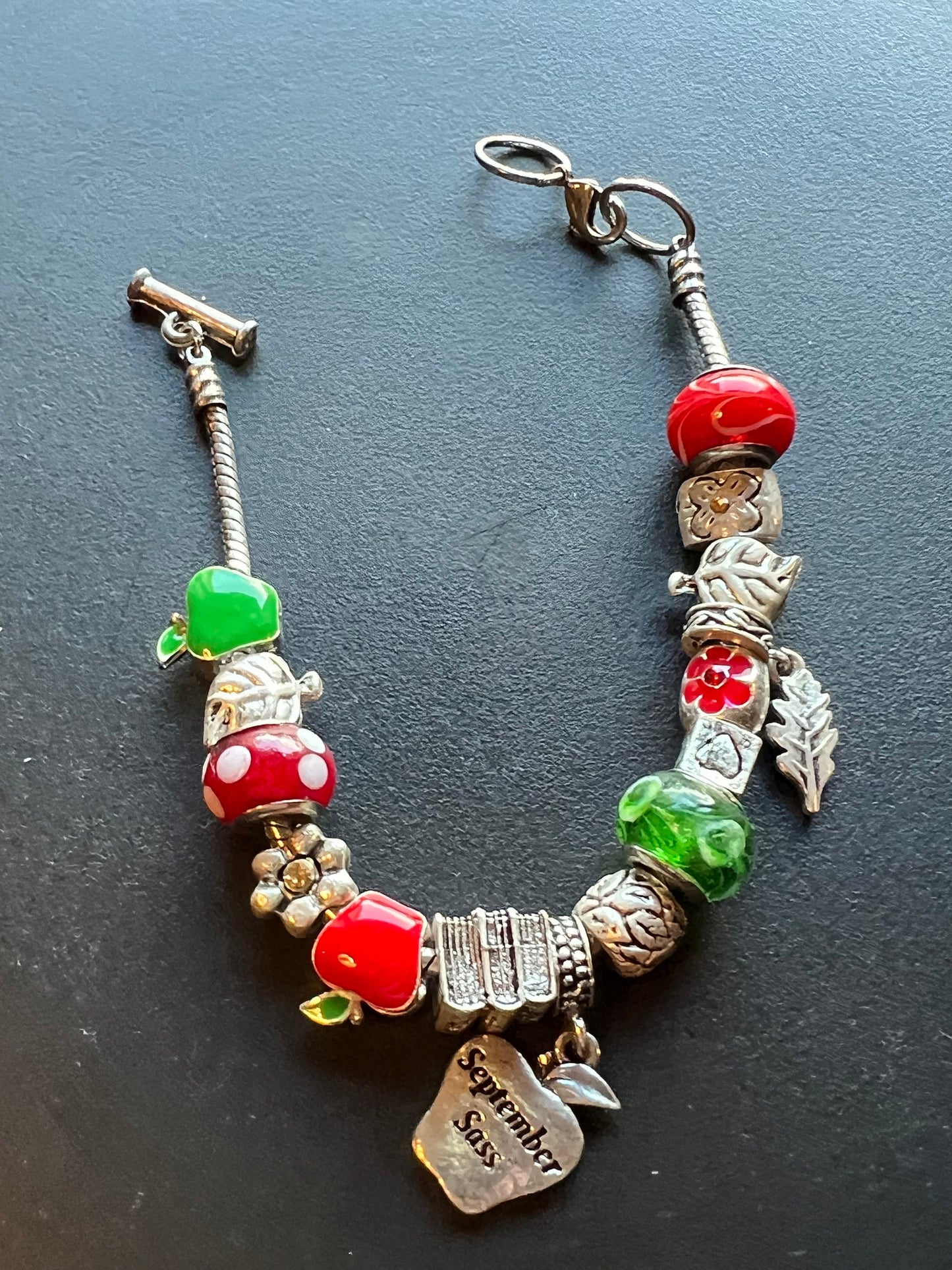 Charm bracelet Willabee and Ward Jewelry Charms, Beads, Lover Antiques and Vintage