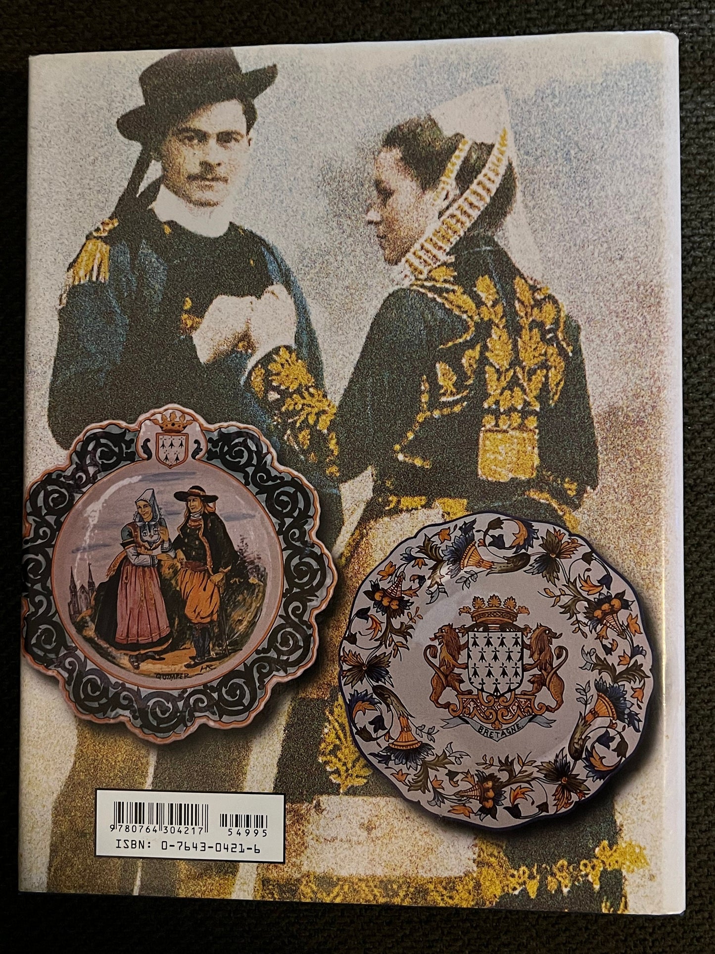 Quimper Pottery A Guide to Origins, Styles, and Values Book, by Adela Meadows, Pottery Book, Lover Antiques and Vintage