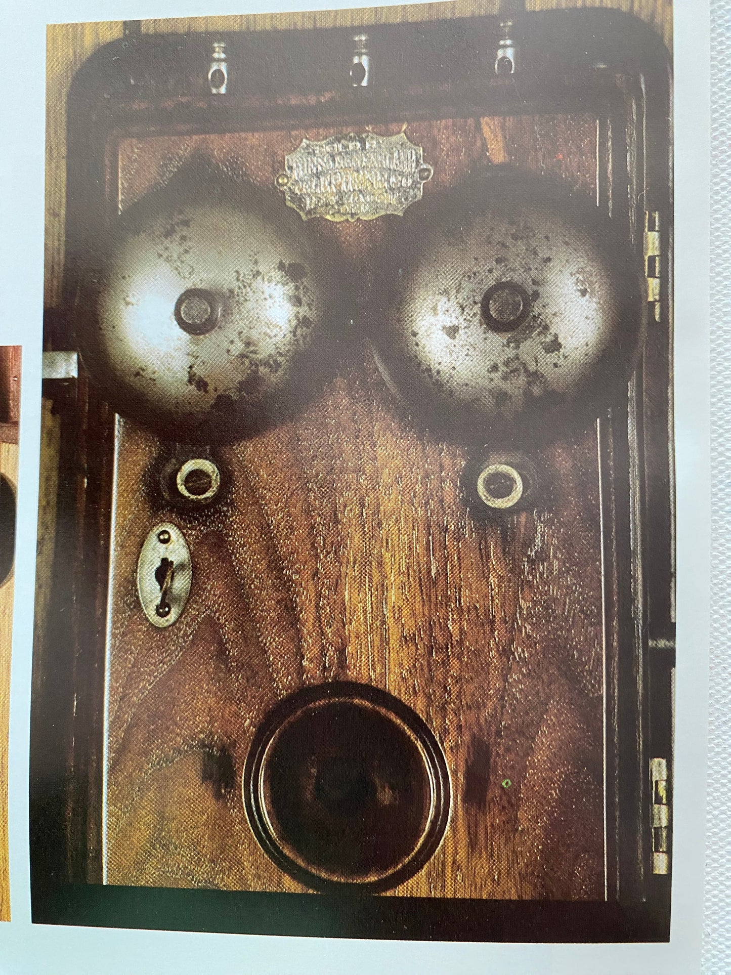 Telephones Antique to Modern A Collector’s Guide Book, by Kate E. Donner, Lover Antiques and Vintage