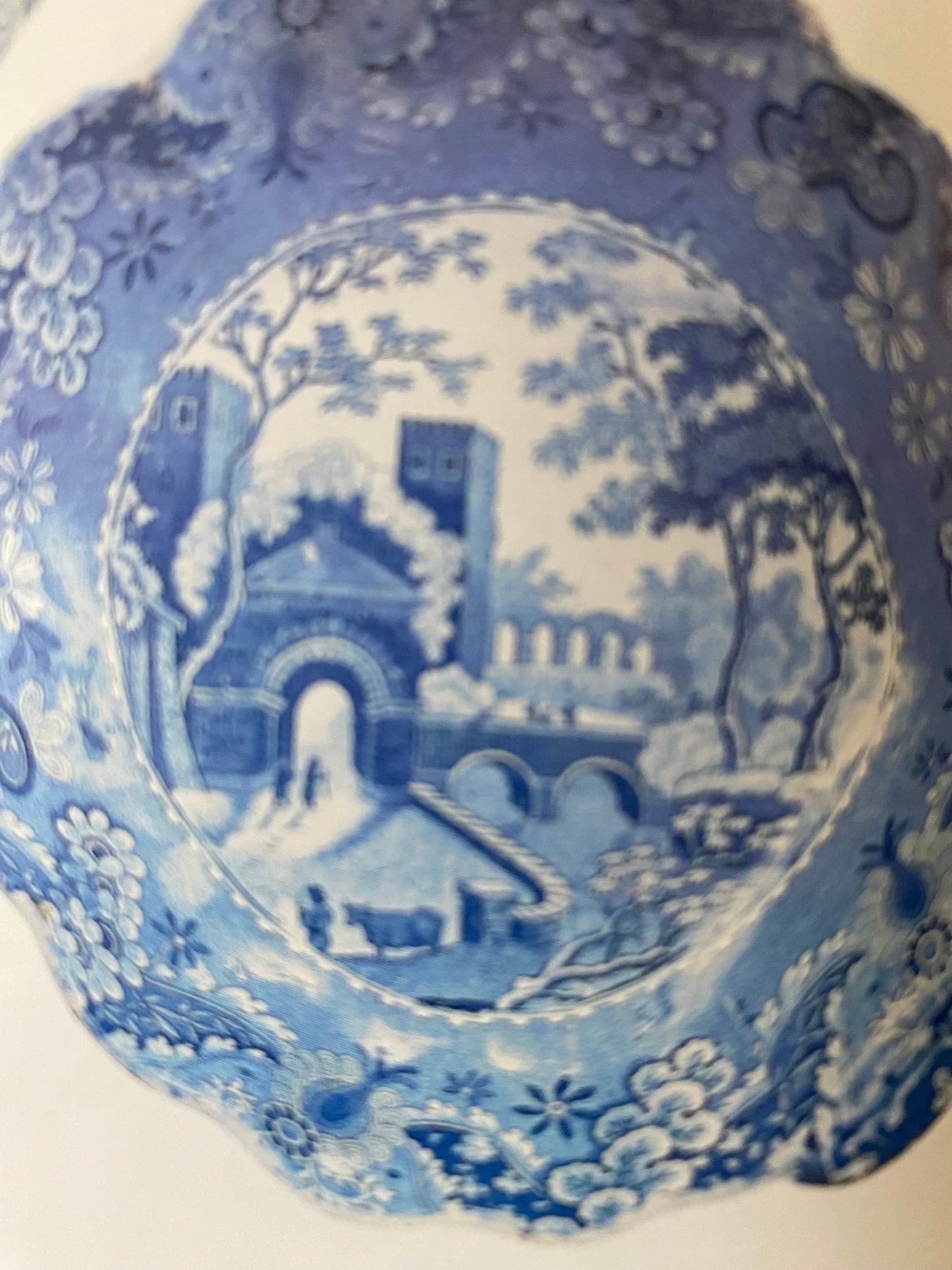 Miller’s Collecting Blue & White Pottery Book, by Gillian Neale, Lover Antiques and Vintage