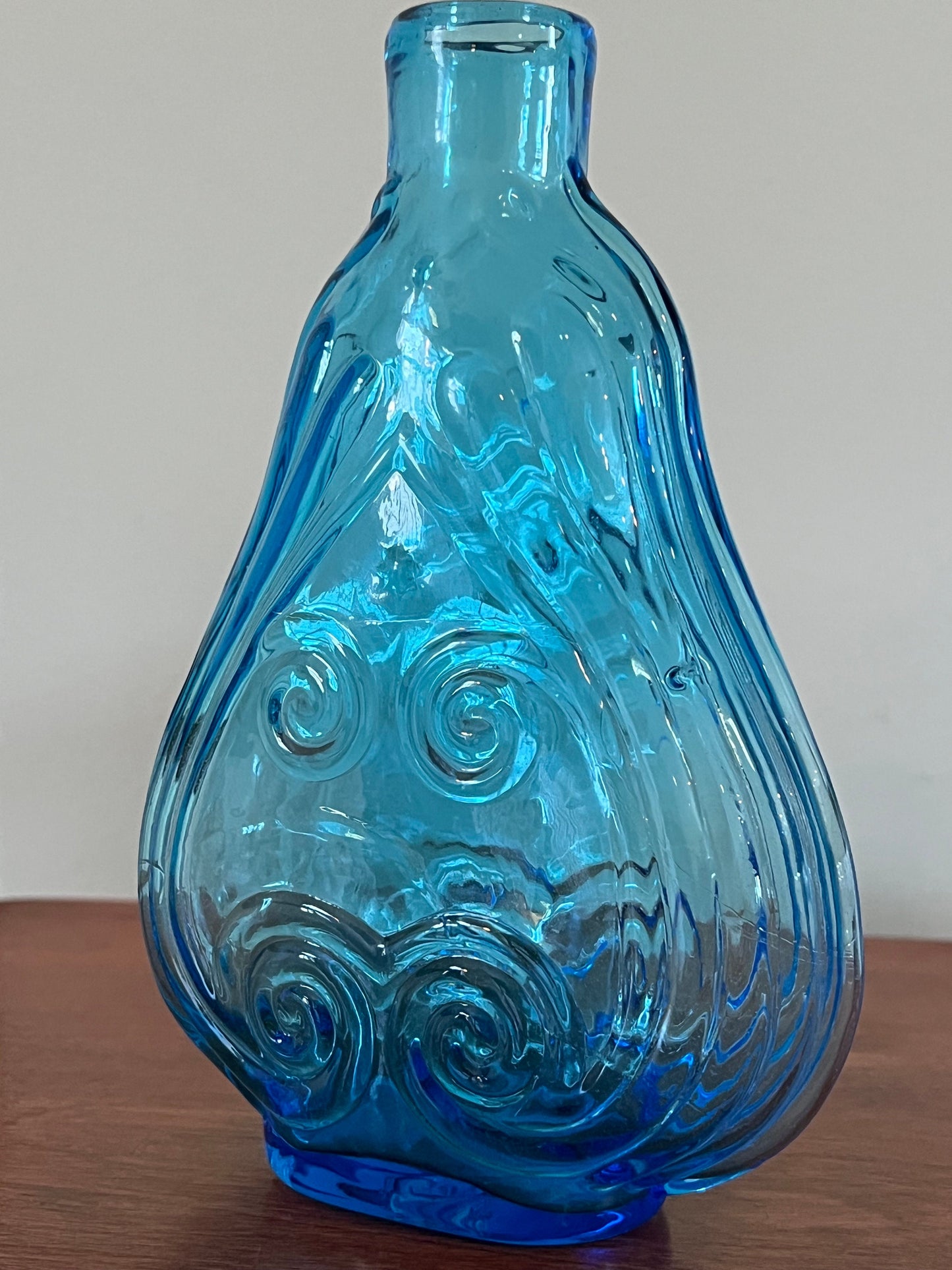 Vintage Hand Blown Blue Glass Violin Shaped Double Sided Glass Flask Glass Art Vase Cobalt Blue Pontil Mark Lover Antiques and Vintage