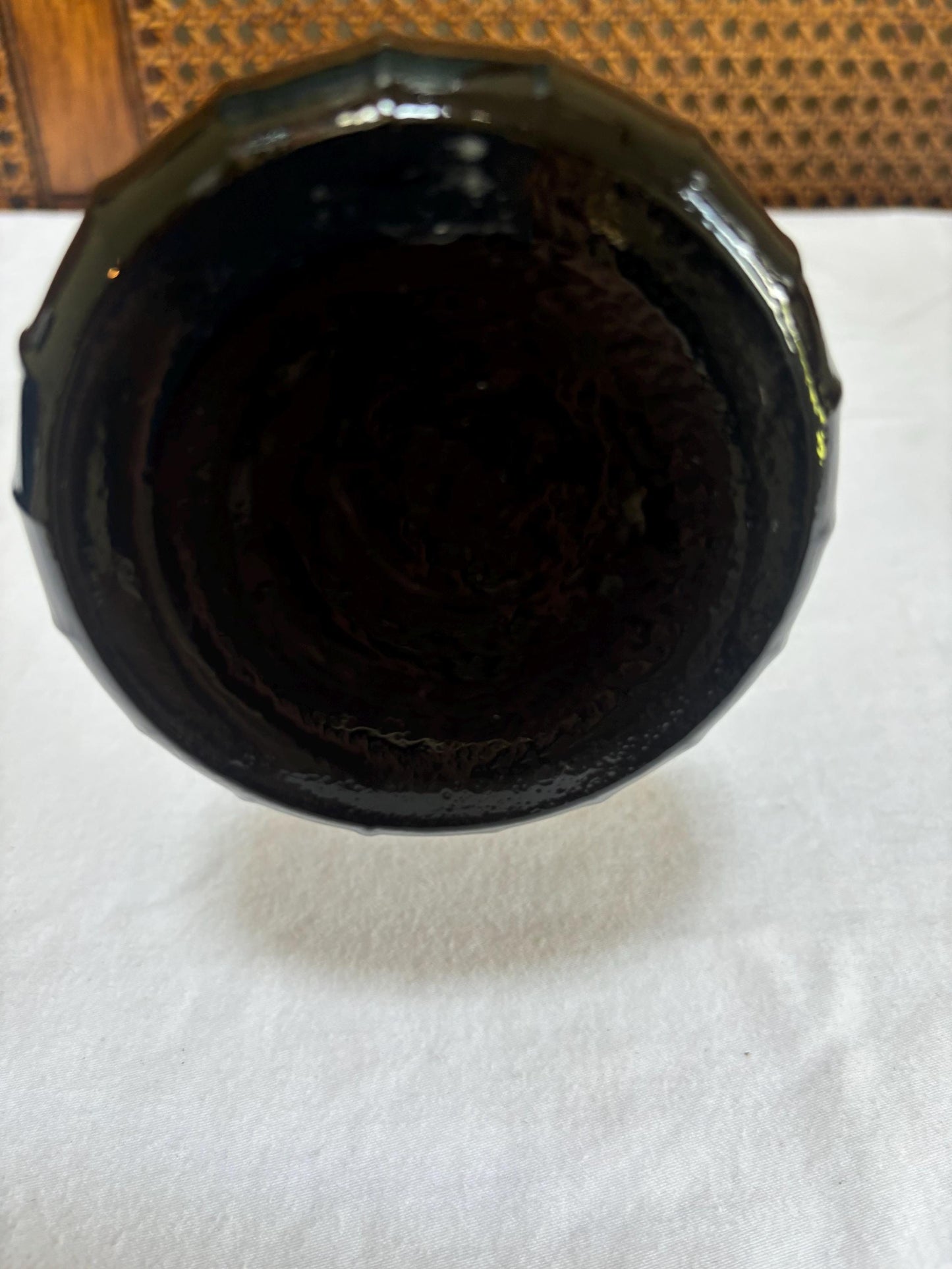 Vintage Empoli S.T.E.L.V.I.A. Fatto A Mano Black Amethyst Ruffled Jack-In-The-Pulpit Vase Twist Swung Lover Antiques and Vintage
