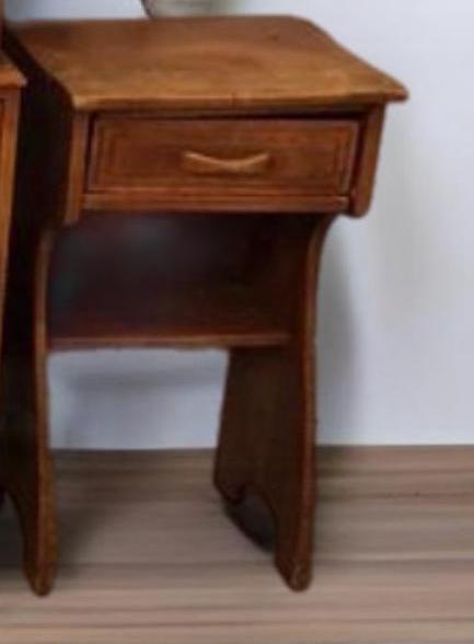 Cushman Colonial Creations Molly Stark Night Table No. 2059 Small End Table Night Side Stand Nightstand Lover Antiques and Vintage