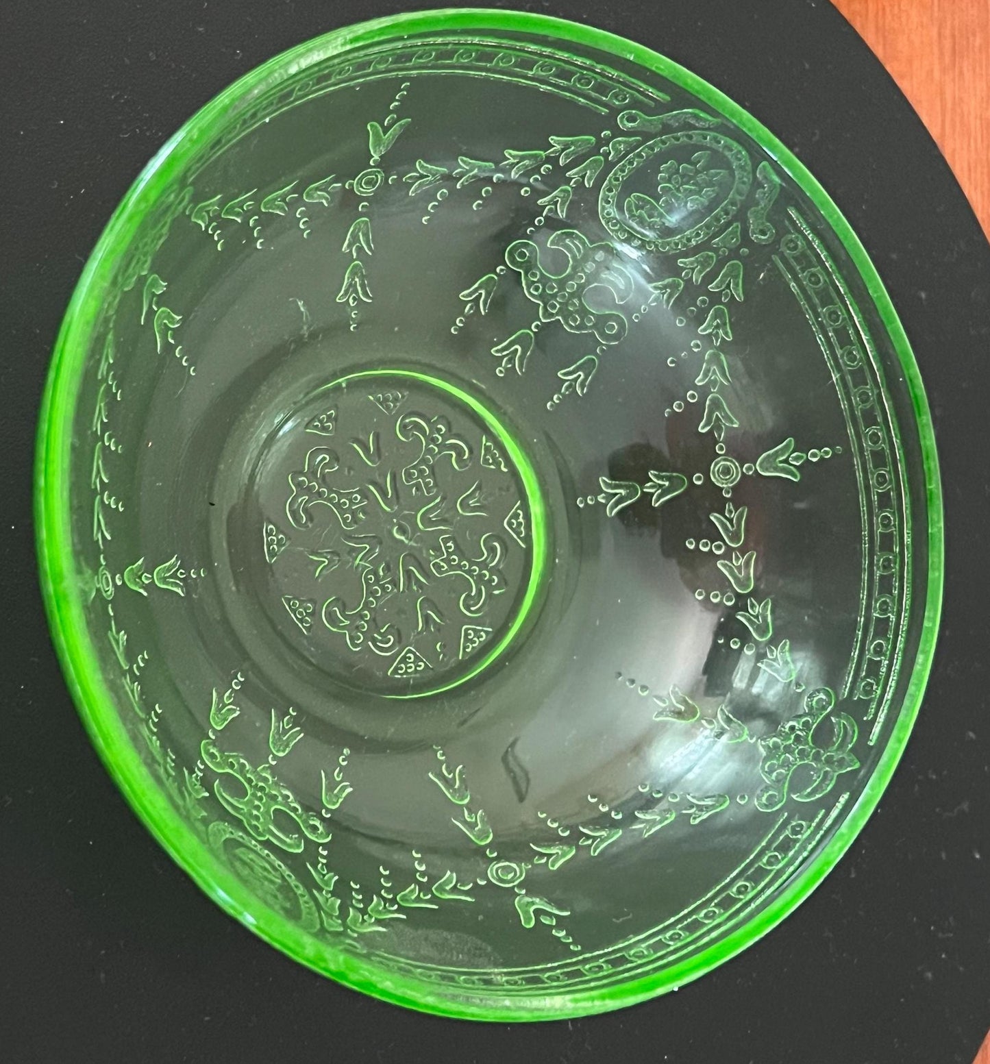 Vintage Uranium Glass Bowl Georgian Lovebirds Design Federal Glass Cereal Bowl Lover Antiques and Vintage