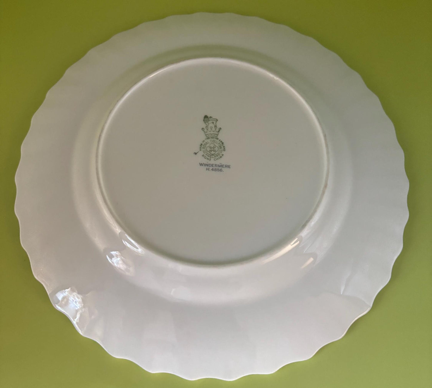 Vintage Royal Doulton Dessert Plate Windermere H4856 Made in England Flowers Dinner Plate Bone China Lover Antiques and Vintage