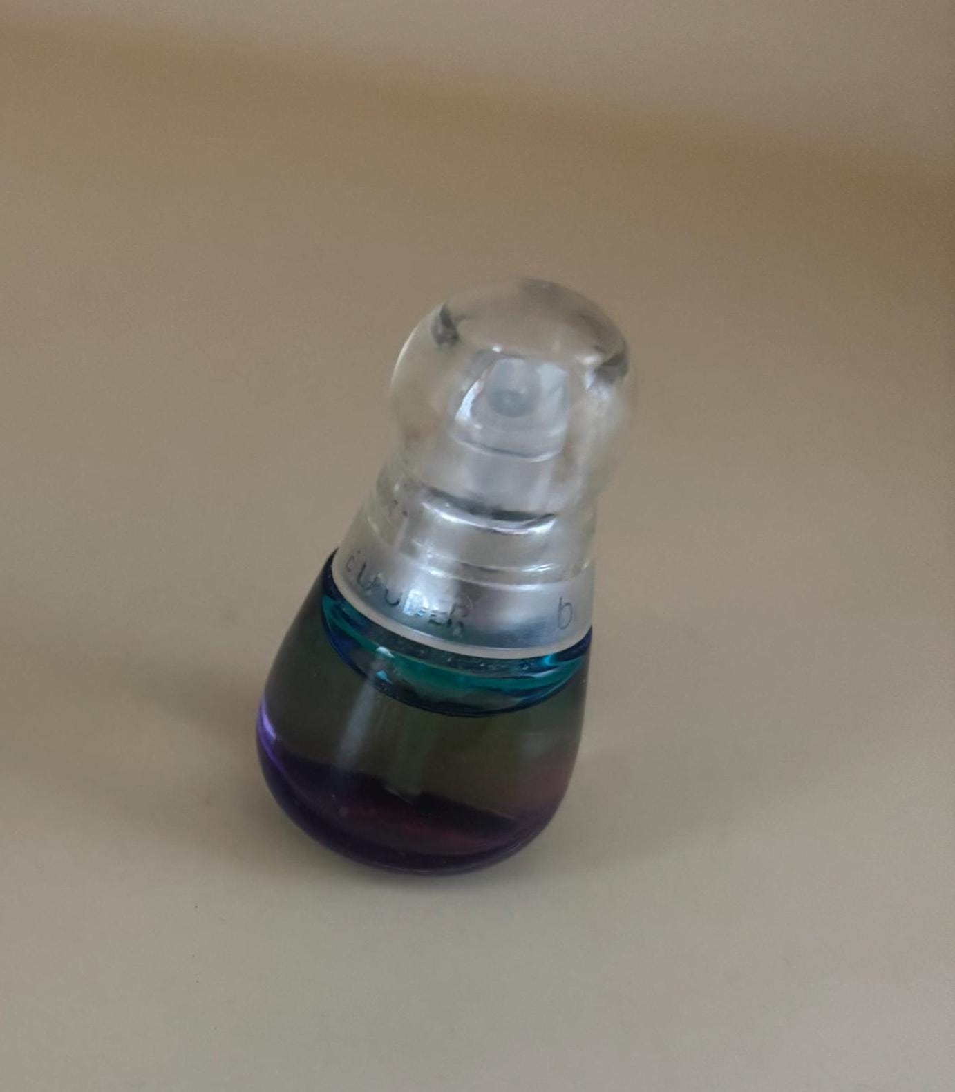 Vintage Estee Lauder Beyond Paradise Eau De Parfum Miniature Perfume 4ml Spray Lover Antiques and Vintage
