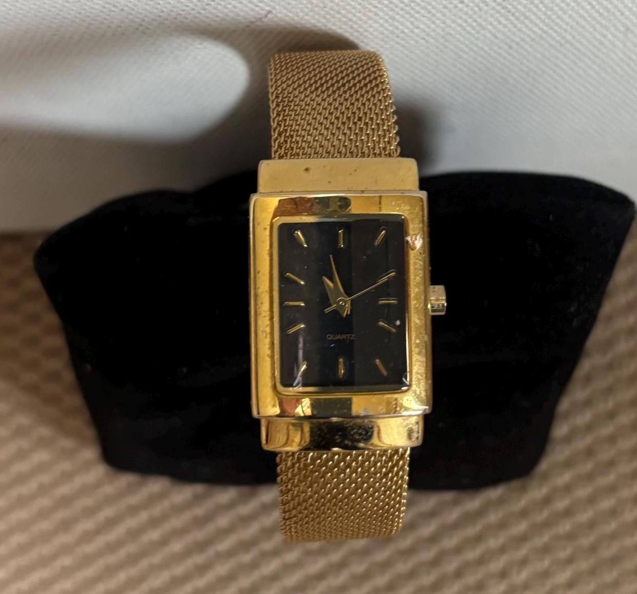 Vintage Gold and Black Quartz Women's Watch Bangle Style Lover Antiques and Vintage