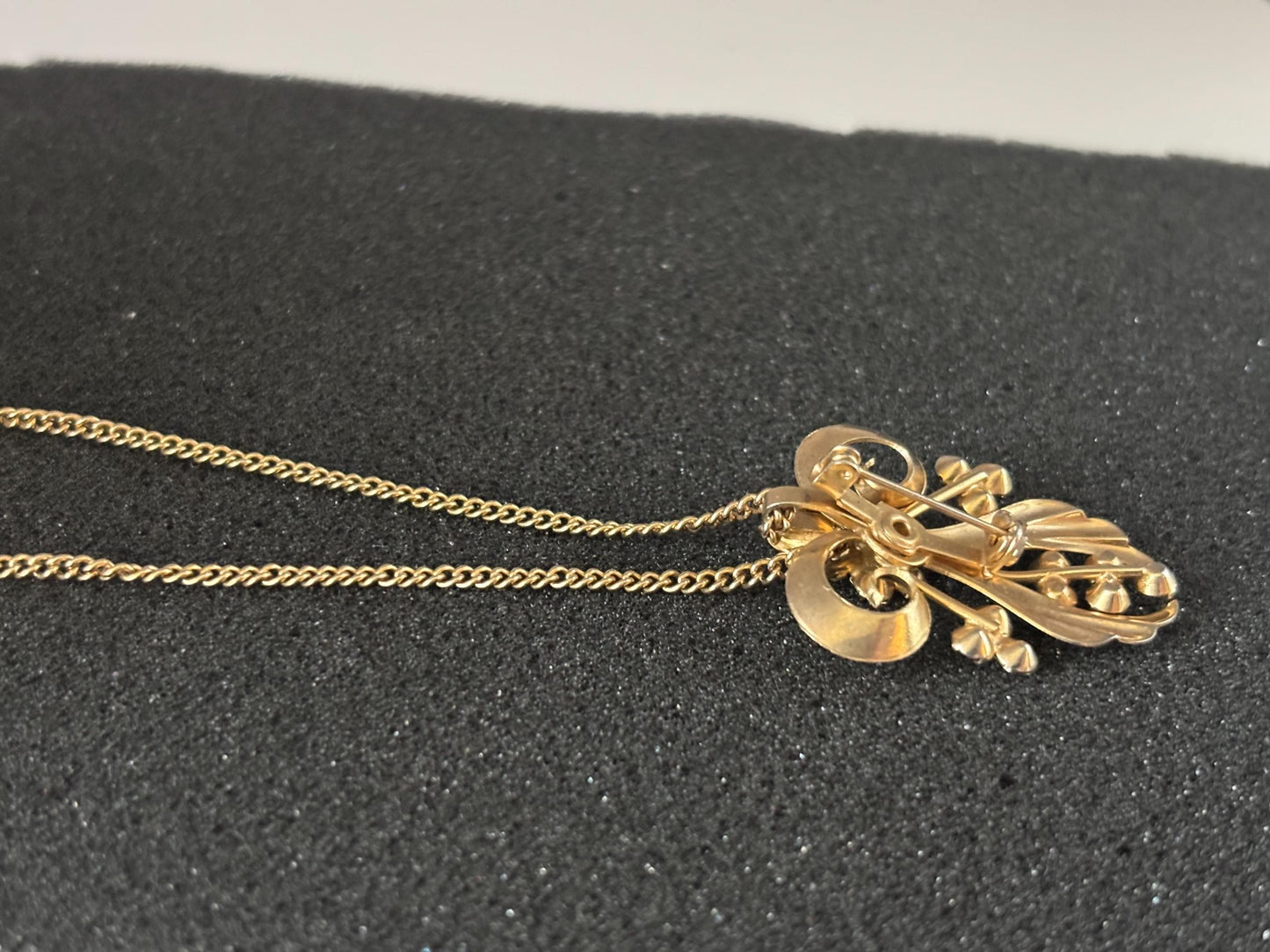 Vintage Gold Flor de Lisle Necklace with Rhinestones Lover Antiques and Vintage