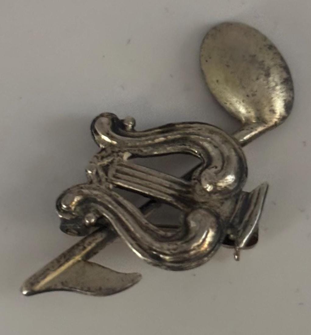 Vintage Sterling Silver Music Pin Brooch Lover Antiques Red Enamel Pins