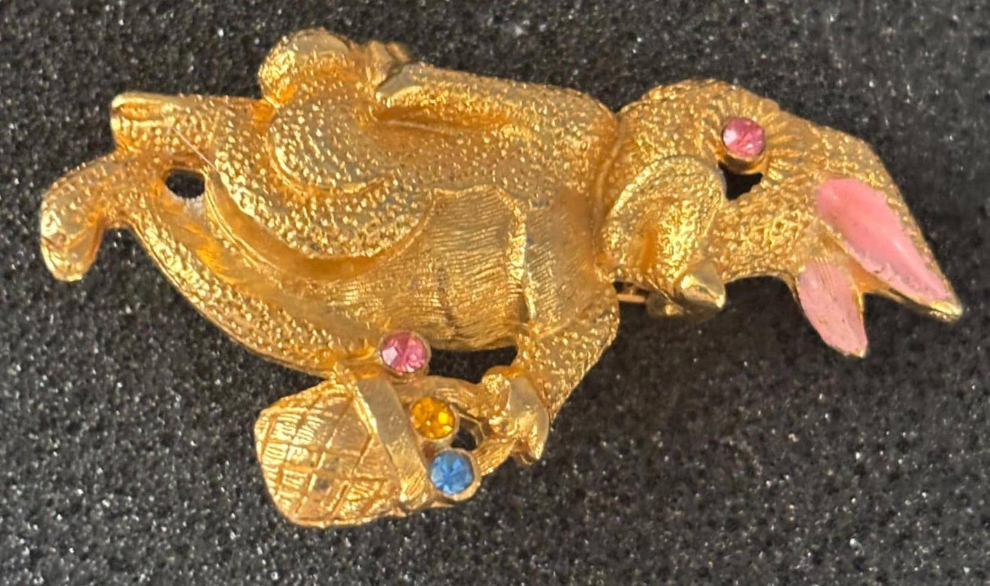 Vintage Beatrix Bunny Rabbit Pin Lover Antiques and Vintage