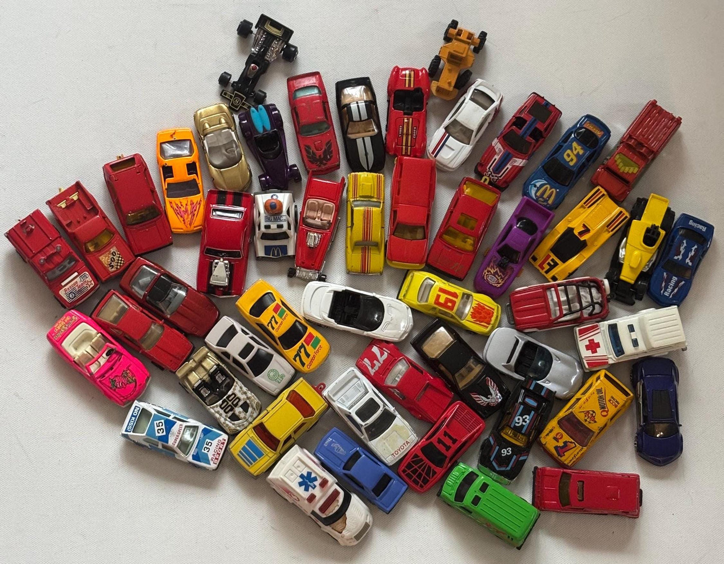 Vintage Car Lot Collection of 50 Hot Wheels Matchbox Toy Cars Lover Antiques and Vintage