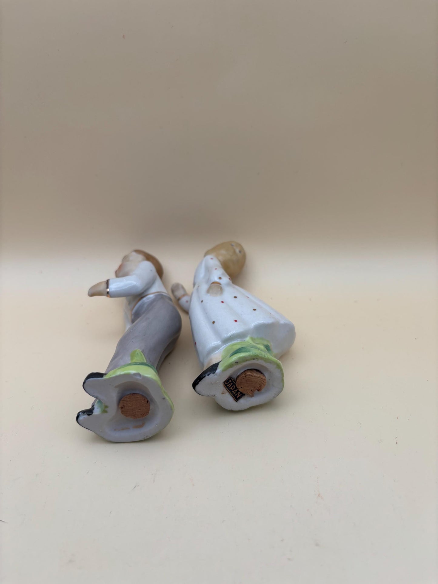 Vintage Bride and Groom Salt and Pepper Shakers Kissing Couple Lover Antiques and Vintage
