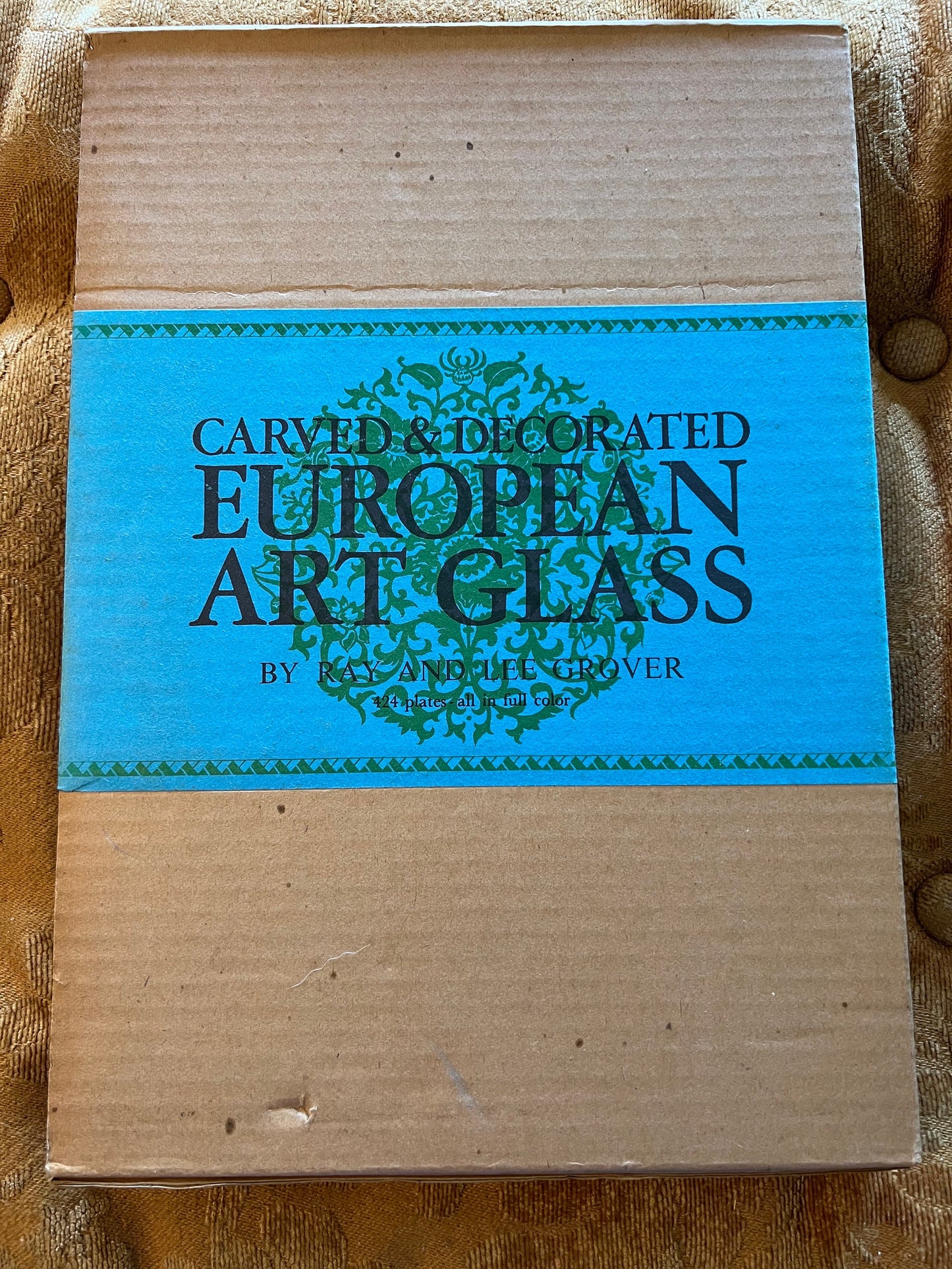 Vintage Carved European Art Glass Book by Ray & Lee Grover