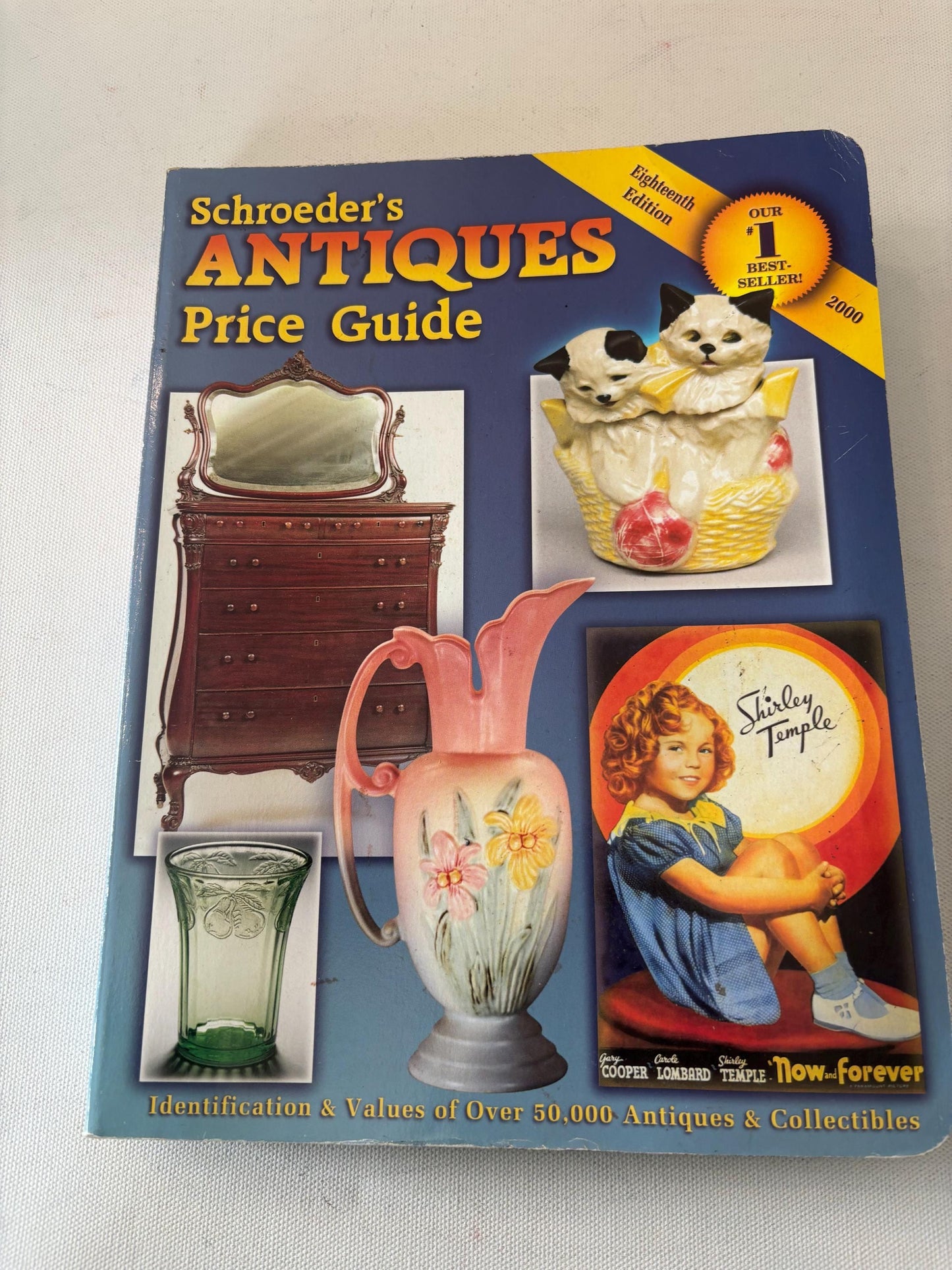 Schroeder's Antiques Price Guide Book, Lover Antiques and Vintage