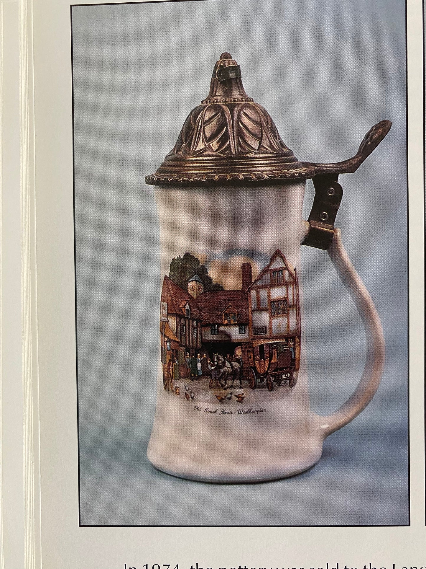 Vintage McCoy Pottery Field Guide Book by Jeffrey B. Snyder (2002)