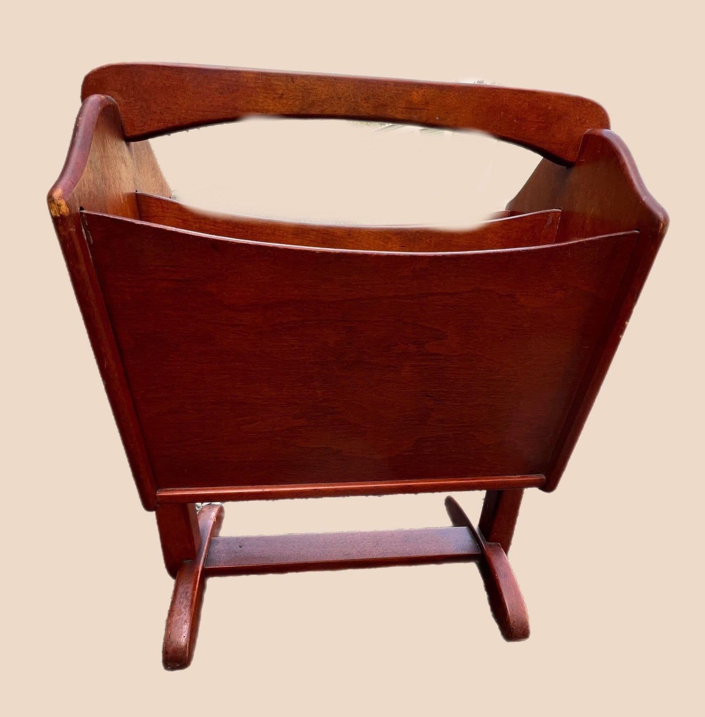Vintage Maple Wood Magazine Rack Mag Stand Rustic Lake House Furniture