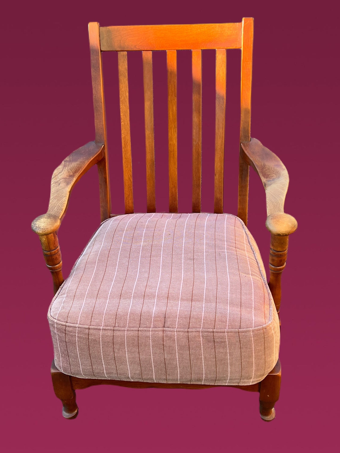 Cushman Colonial Creations Ethan Allen Pipe Back Chair No. 0180 Vintage Paddle Arm Furniture Lover Antiques and Vintage