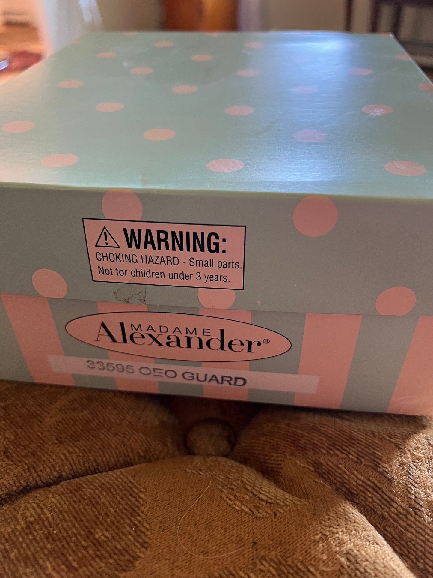 Vintage Madame Alexander OEO Guard Doll: Wizard of Oz Collection, 8"