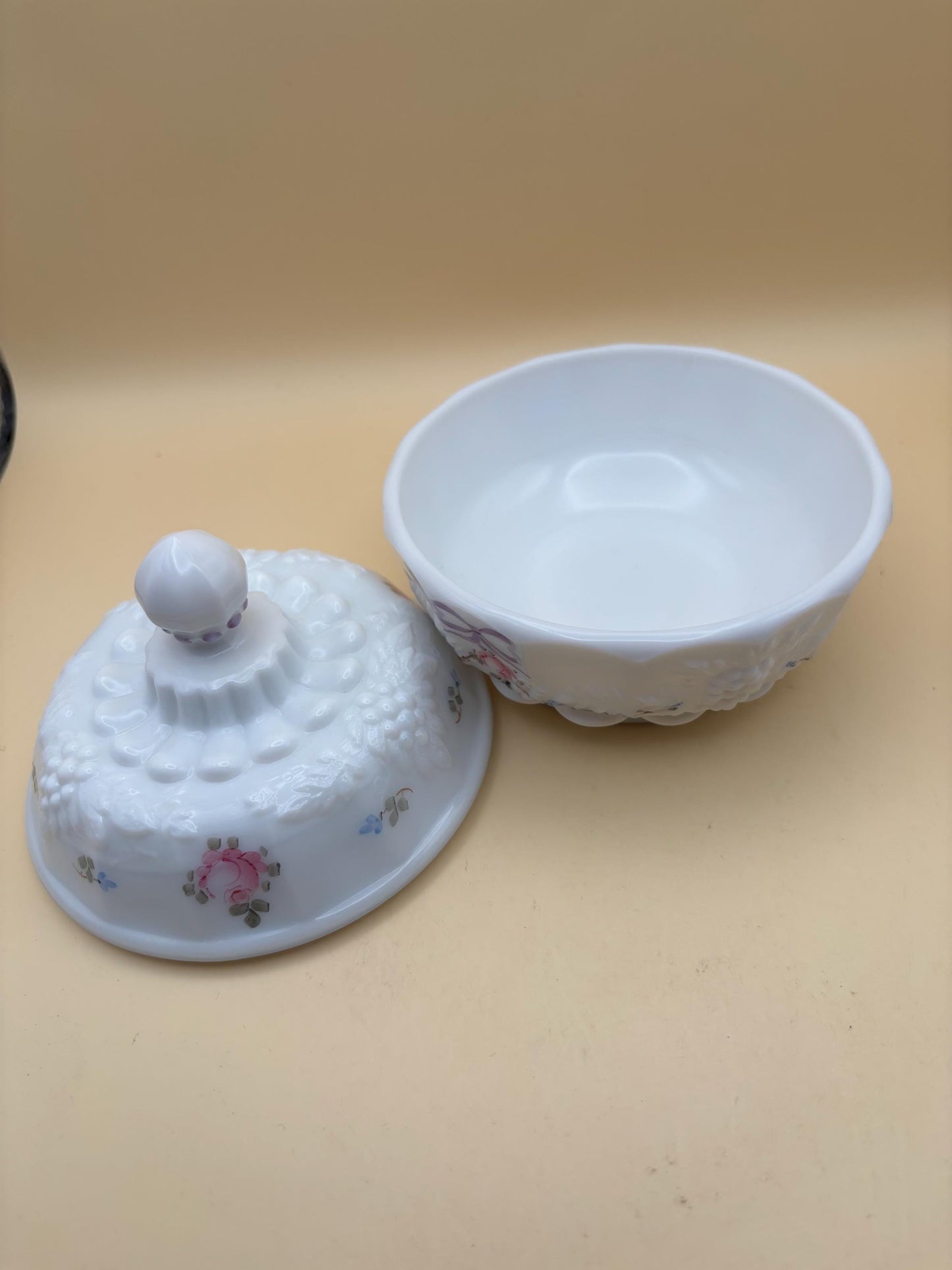 Vintage Westmoreland Lidded Compote Candy Dish Autumn Grape Design Lover Antiques and Vintage