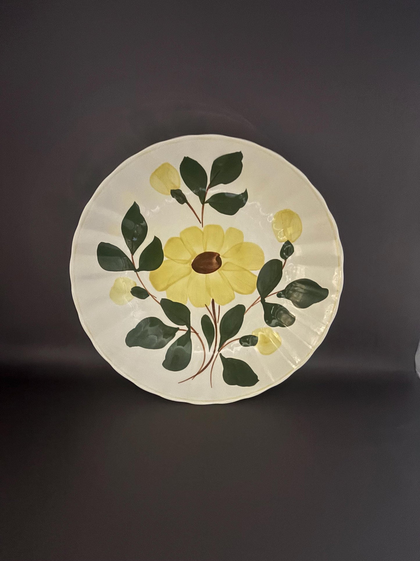 Blue Ridge Southern Potteries Serving Bowl, Ridge Daisy Yellow Flower Design, Lover Antiques and Vintage