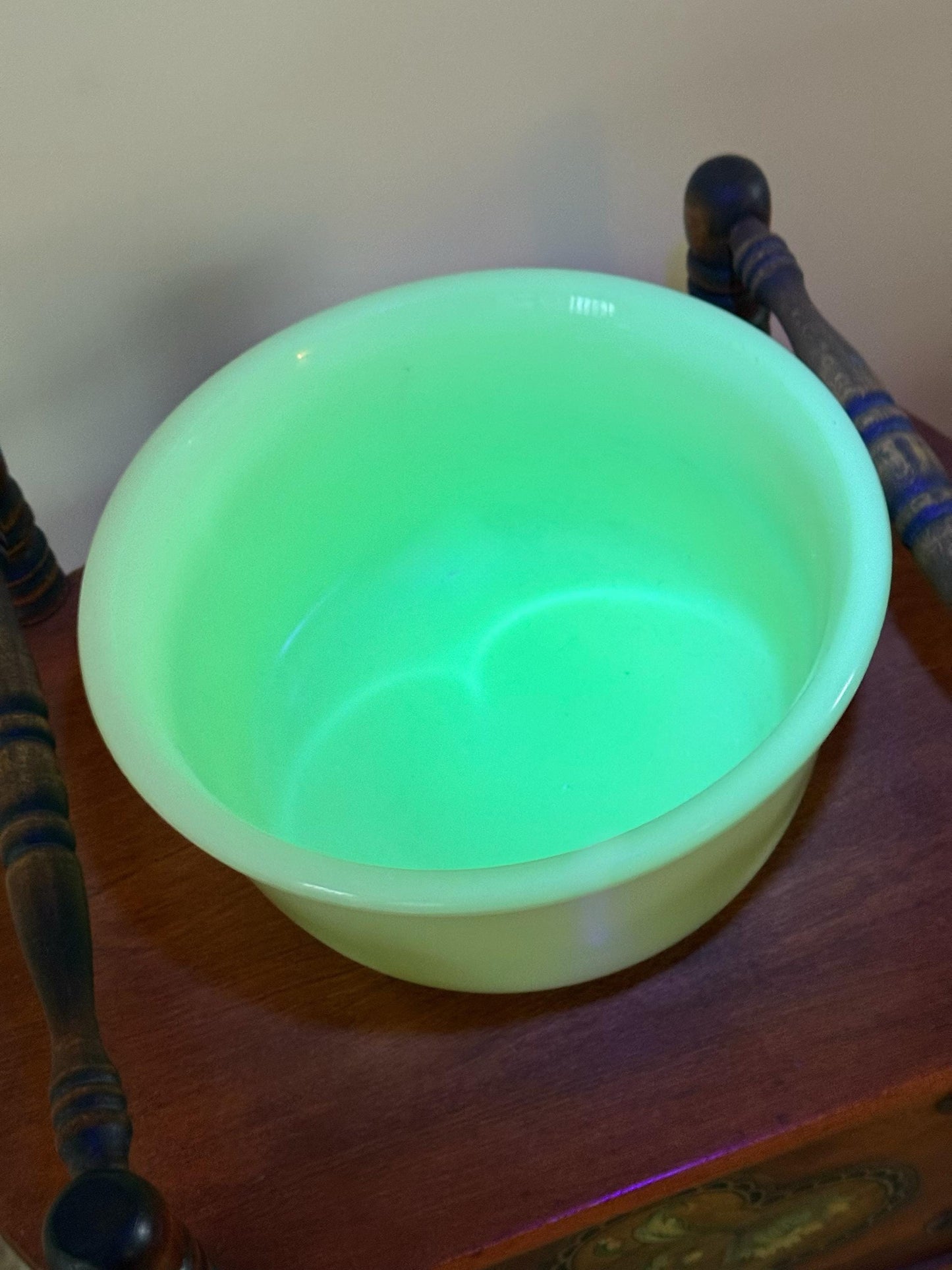 Vintage Uranium Glass Bowl Made by Hamilton Beach Large Glass Bowl That Glows! Lover Antiques and Vintage