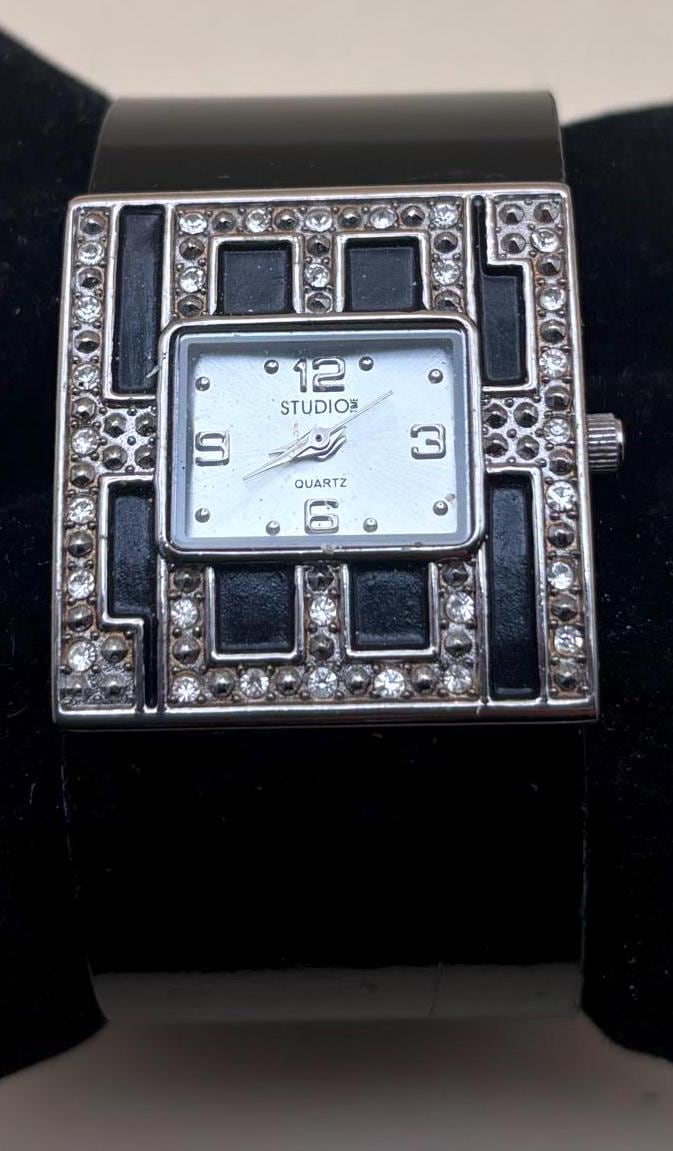 Vintage Geneva Platinum Quartz Watch Lover Antiques and Vintage