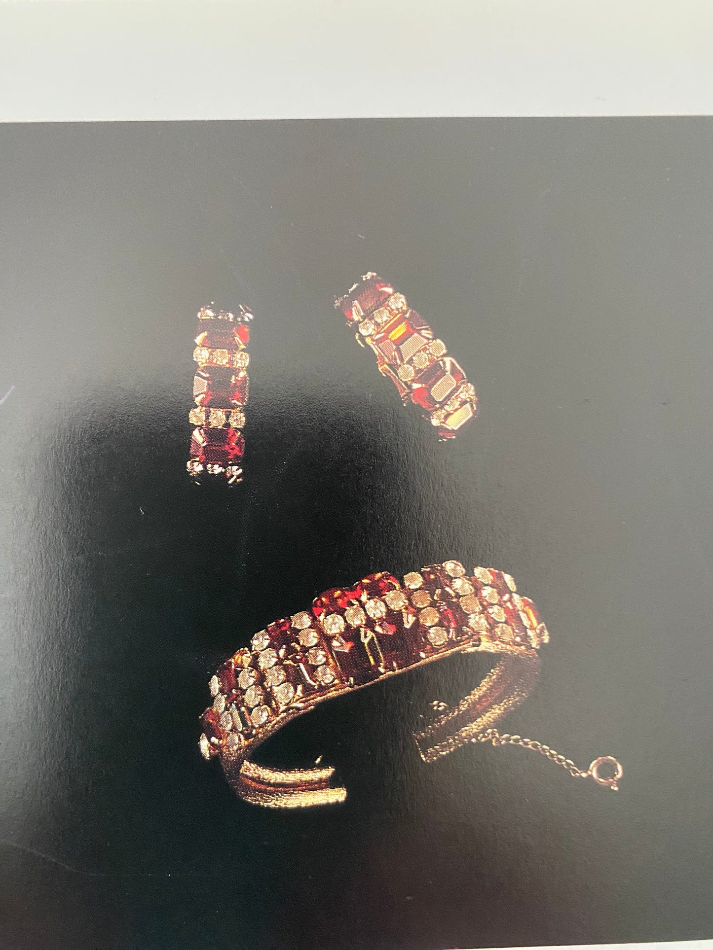 Vintage Jewelry of the 60s-80s Guide Book by Roseann Ettinger