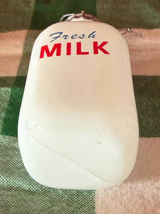 Vintage Fresh Milk Bottle Ornament Retro Glass Dairy Farm Kitchen Decor