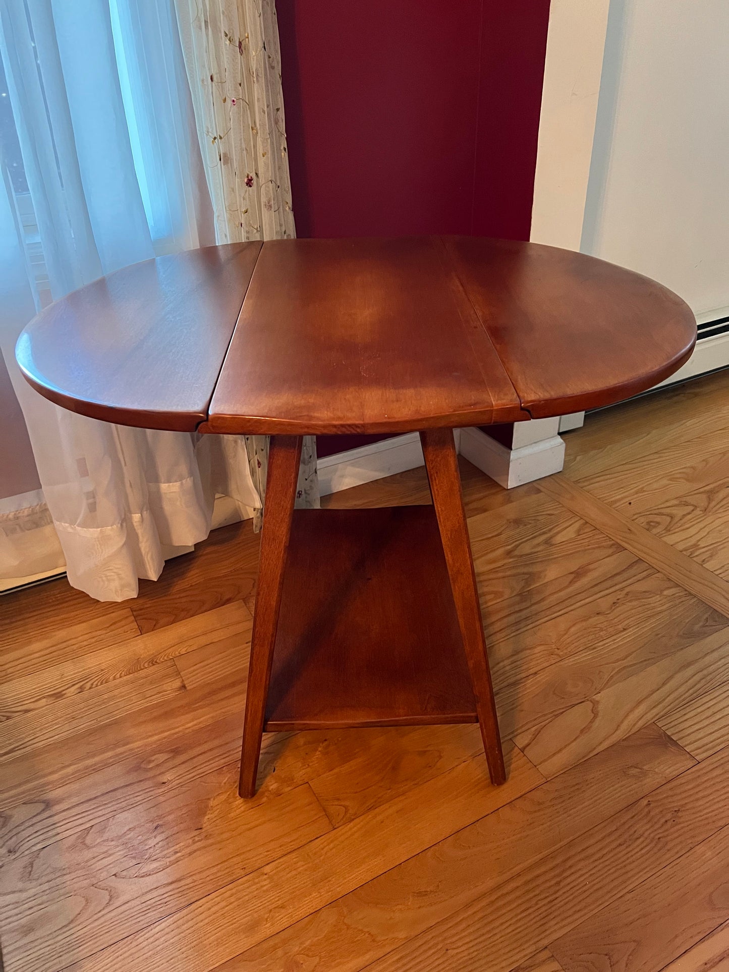 Cushman Colonial Creations Brookhollow End Table #8006 Created in 1938 Lover Antiques and Vintage