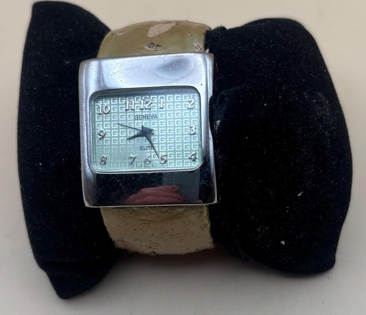 Vintage Geneva Elite Quartz Watch Number 712 Lover Antiques and Vintage