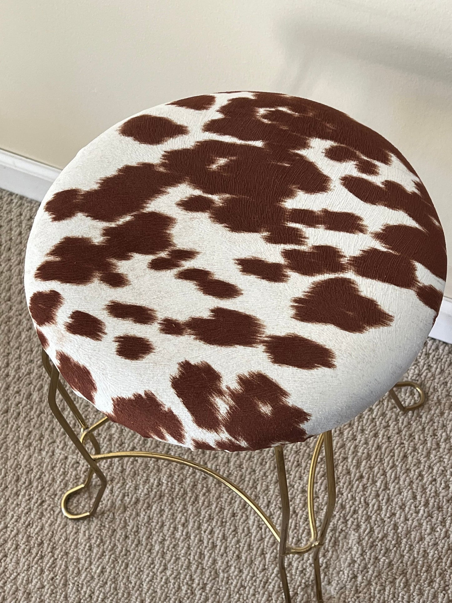 Mid Century Modern Cowhide and Brass Chair Stool Modern Ottoman with Cowhide Steerhorn Photographer’s Seat Lover Antiques and Vintage