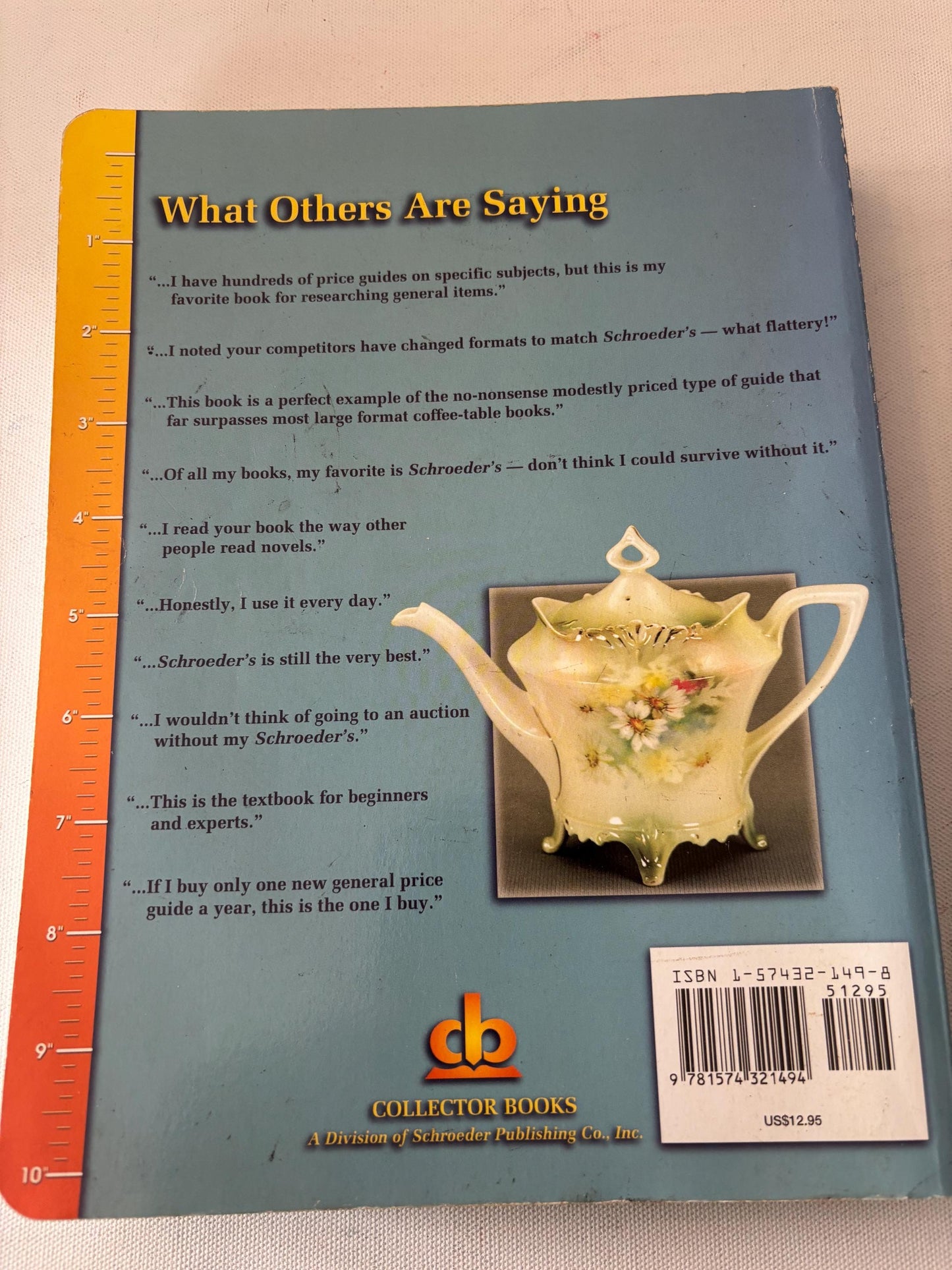 Schroeder's Antiques Price Guide Book, Lover Antiques and Vintage
