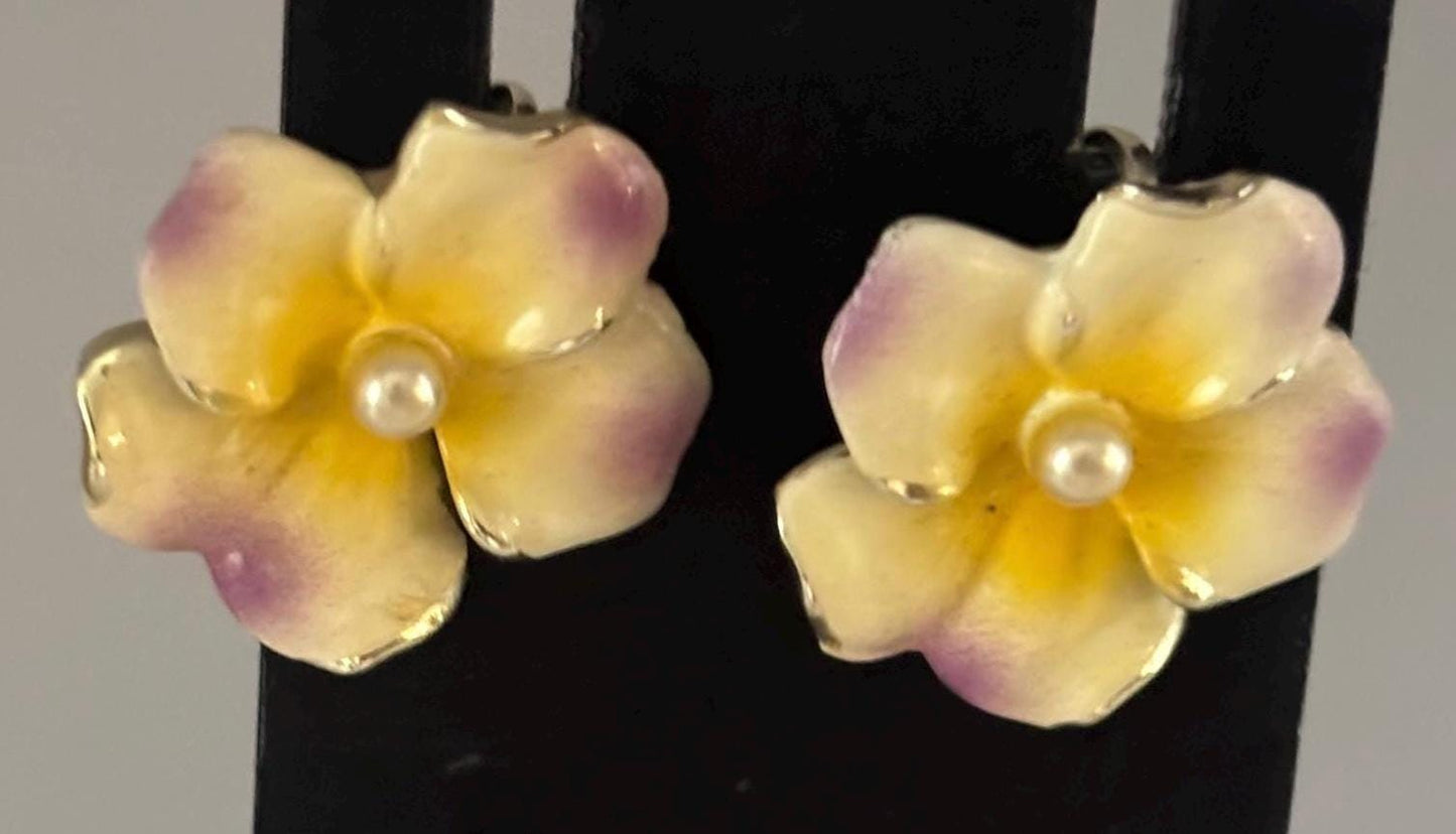 Vintage Pansies Hand Painted Porcelain Flower Earrings Lover Antiques and Vintage