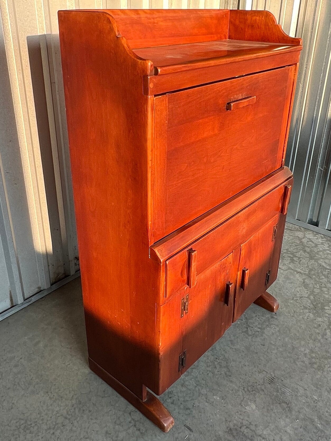 Vintage Cushman Colonial Modesk No. 6012: Herman Devries Modern Desk, 1936